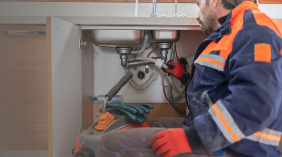 Professional slab leak plumber services in Jadwin, MO